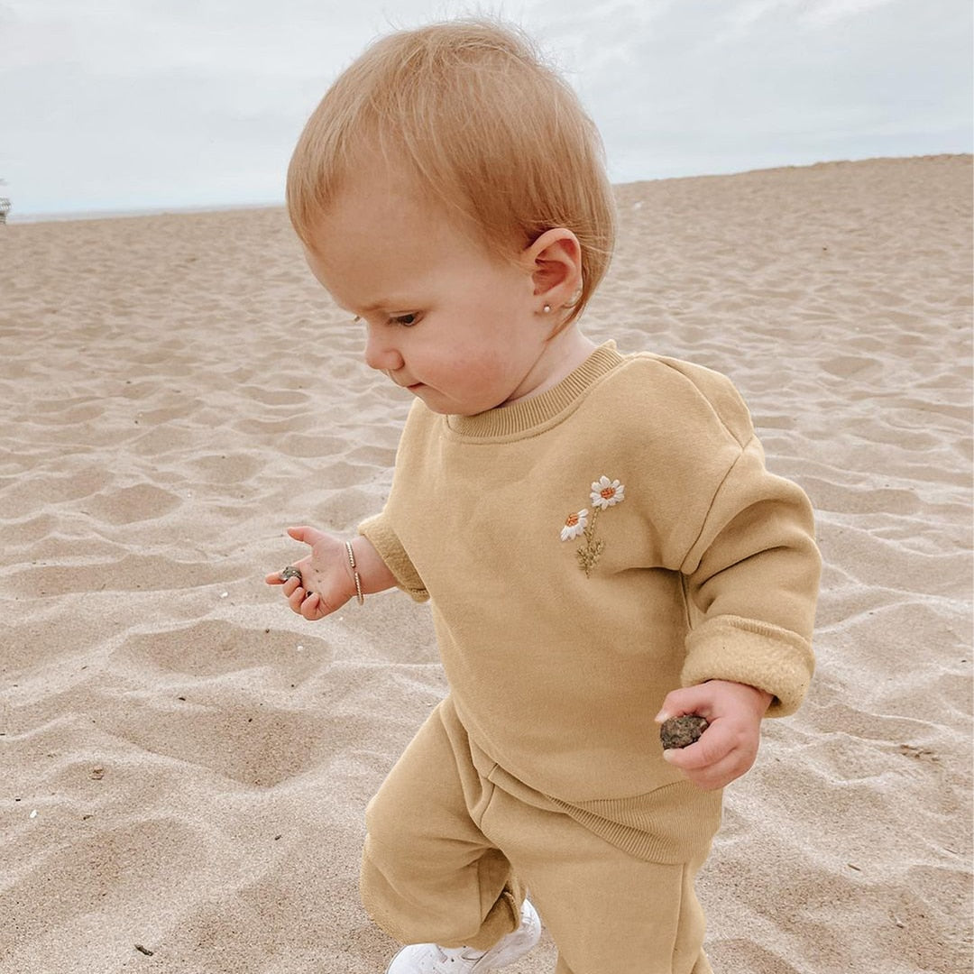 Flower Embroidered Sweatshirt